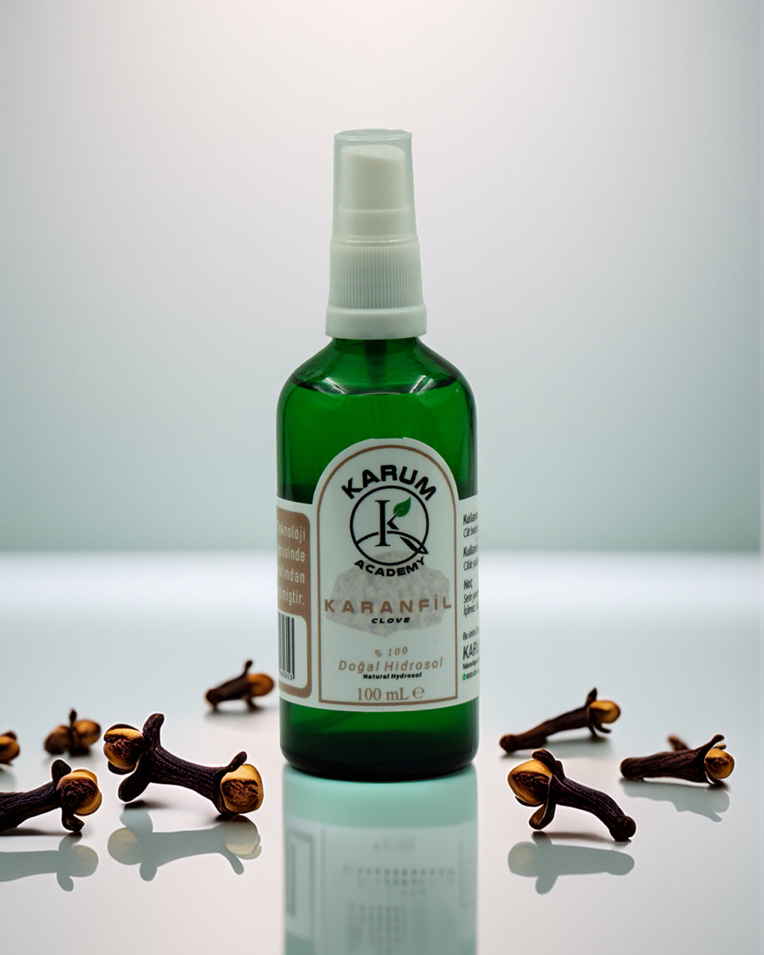 Karanfil Hidrosolü %100 Doğal & Saf Bitki Suyu Doğanın ferahlatıcı gücünü cildinize ve yaşam alanınıza taşıyın 100mL